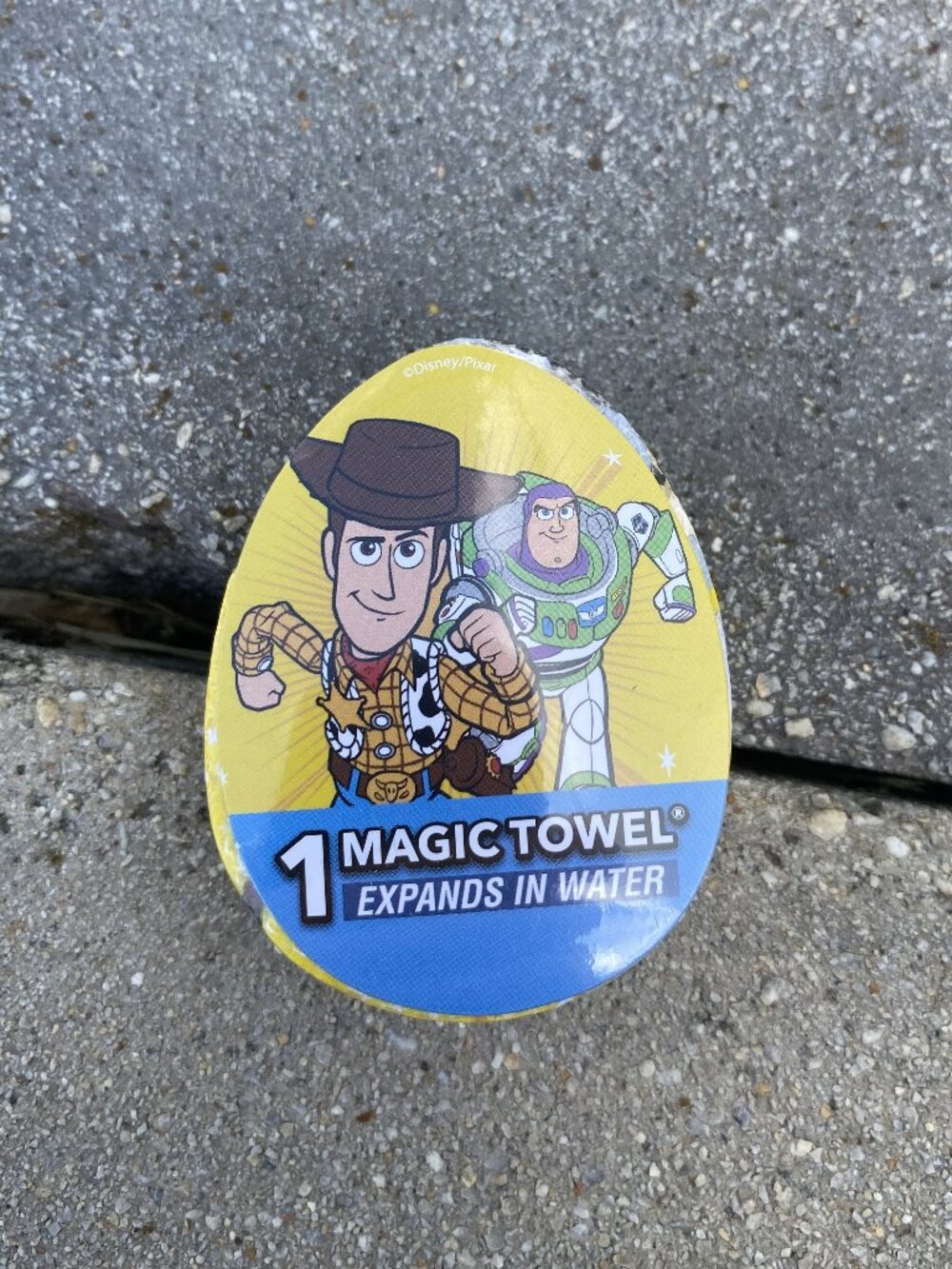 Toy Story-1 Magic Towel-Expands in water-NEW!